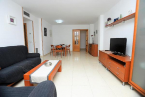Отель Apartamento Plaça Jardí  Калафель